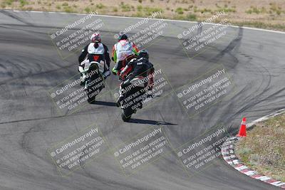 media/Apr-20-2025-AHRMA (Sun) [[393a79c373]]/Race/Group 3/Turn 4b/